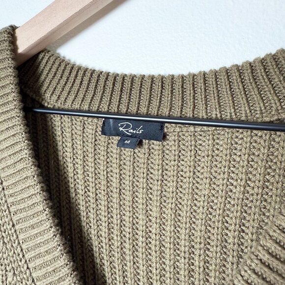 Rails Chandler V-Neck Sweater Vest in Olive Size M - Picture 3 of 6